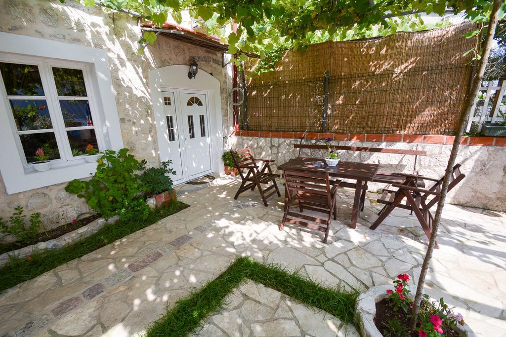 Apartments Krivokapic Perast Exterior foto